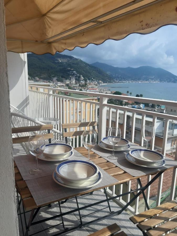 Spectacular Sea View - 3 Minutes Walk From The Sea Villa ไลเกวญา ภายนอก รูปภาพ