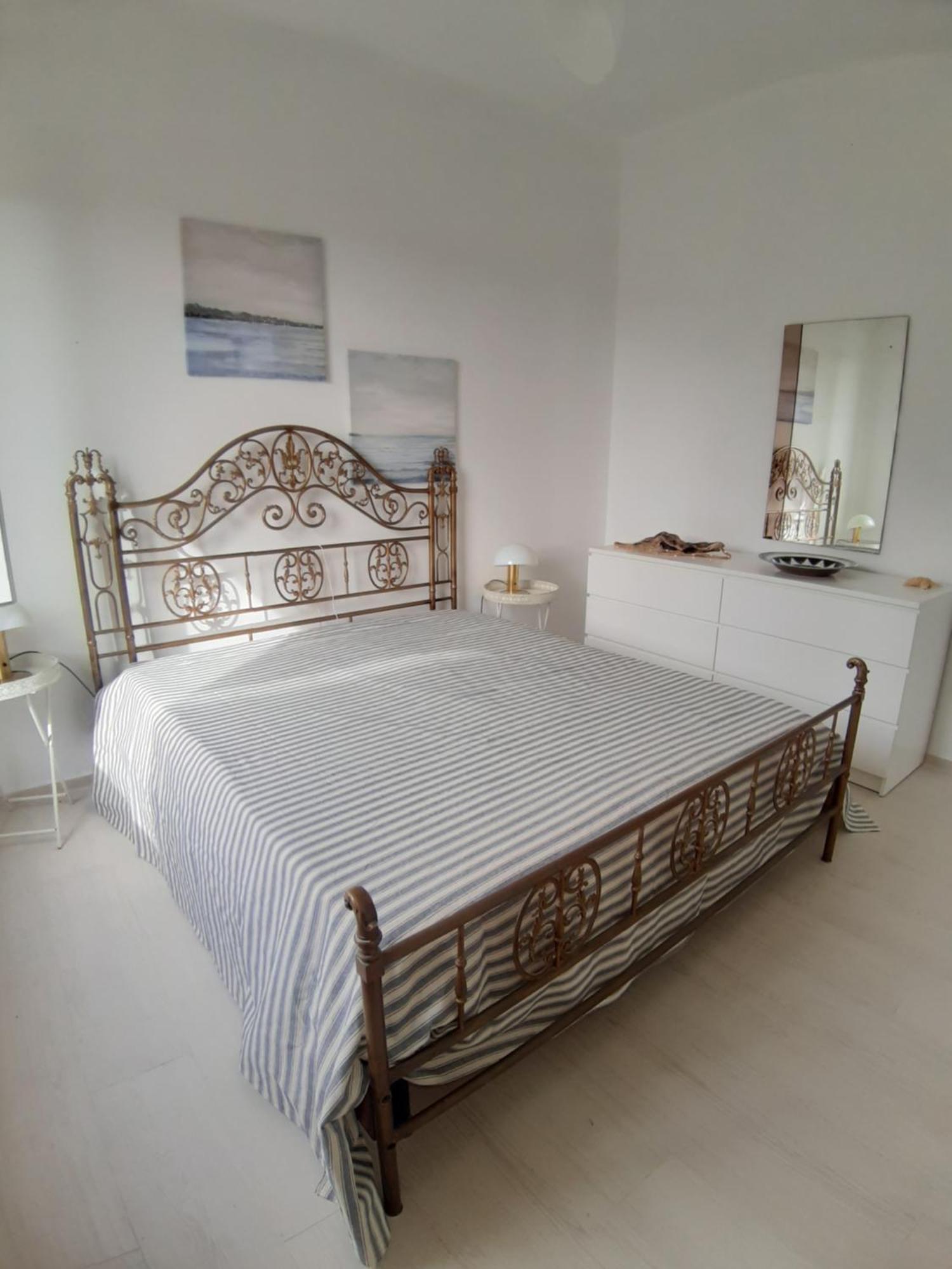 Spectacular Sea View - 3 Minutes Walk From The Sea Villa ไลเกวญา ภายนอก รูปภาพ