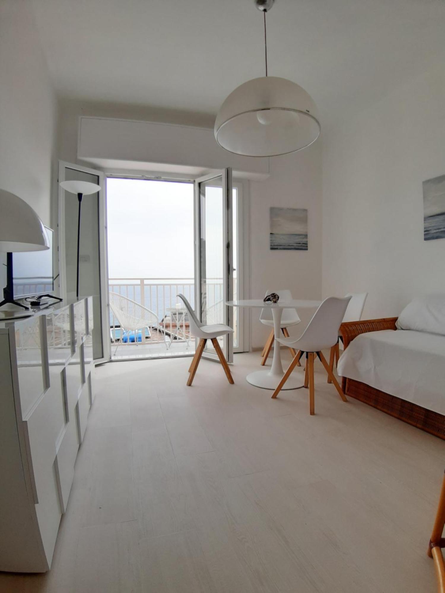 Spectacular Sea View - 3 Minutes Walk From The Sea Villa ไลเกวญา ภายนอก รูปภาพ