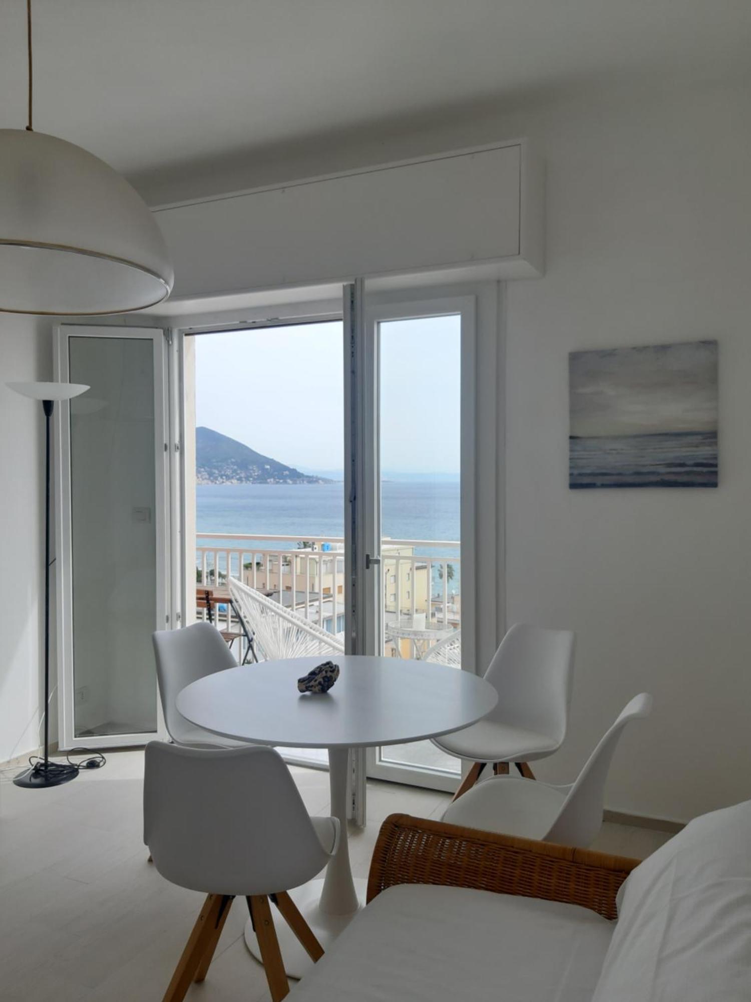 Spectacular Sea View - 3 Minutes Walk From The Sea Villa ไลเกวญา ภายนอก รูปภาพ