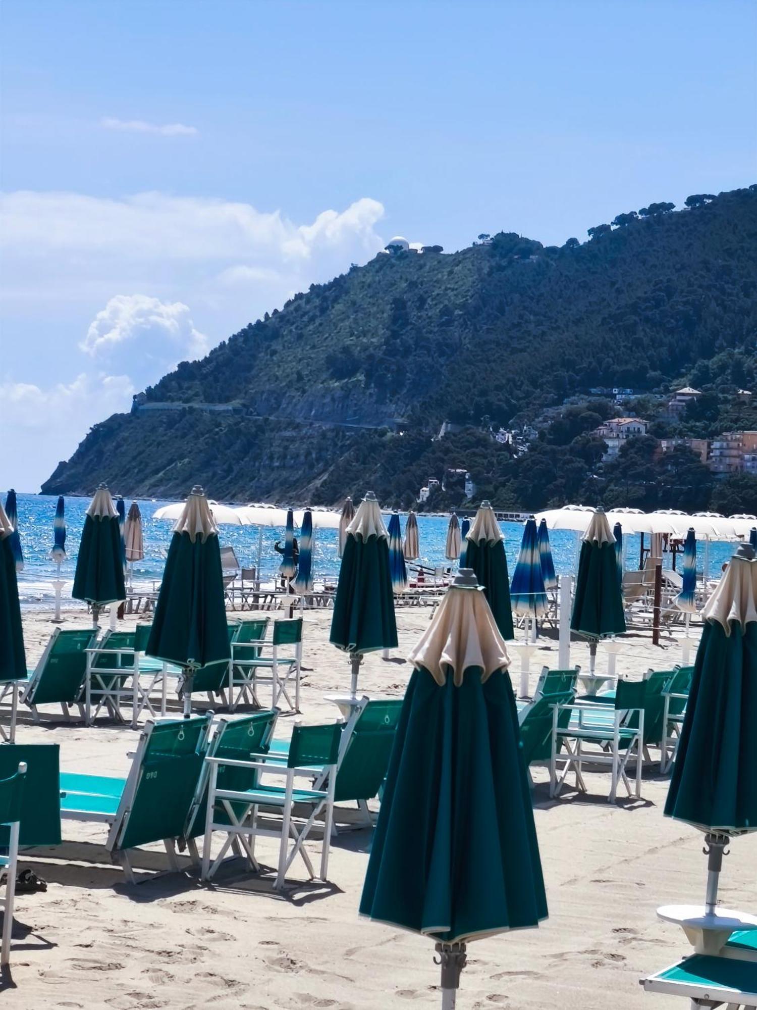 Spectacular Sea View - 3 Minutes Walk From The Sea Villa ไลเกวญา ภายนอก รูปภาพ